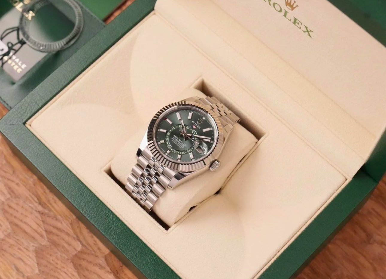 ROLEX SKY DWELLER (SILVER GREEN)