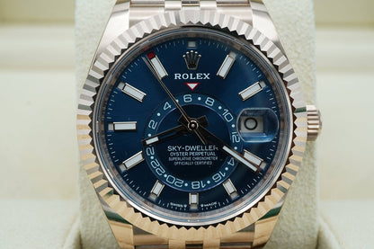 ROLEX SKY DWELLER (GOLD BLUE)